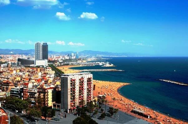 Španělsko Costa Brava, Barcelona 3. osoba ZDARMA pobyt s polopenzí