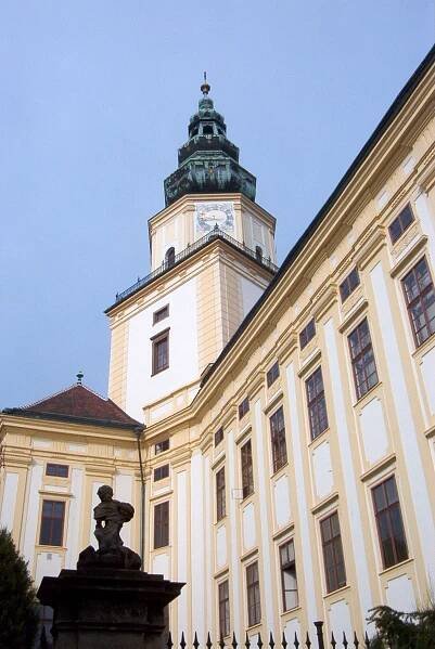 Arcibiskupský zámek, Sněmovní náměstí 1/2 | Encyklopedie Kroměříže
