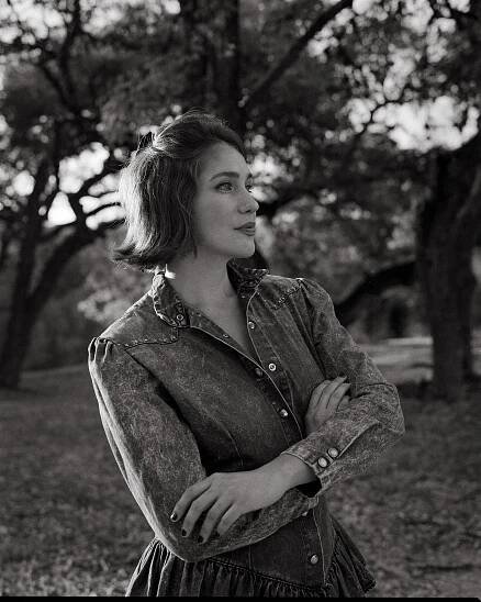 One of my favorite songs I’ve ever written. So happy to have it on Trailblazer Deluxe. 

Thank you to @delaneyramsdellmusic + @martijane for writing it with me and @thesilverseas for bringing it to life so beautifully ❤️ 

📷: @cristinafisher_ 