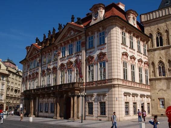 Soubor:Palác Kinských 6.JPG – Wikipedie