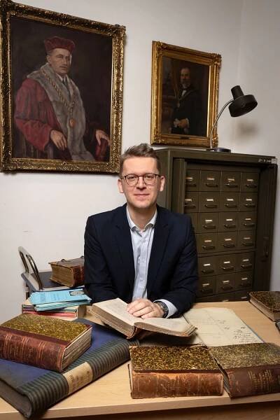 2023 12 18 pravnik historik Josef Vacek 01