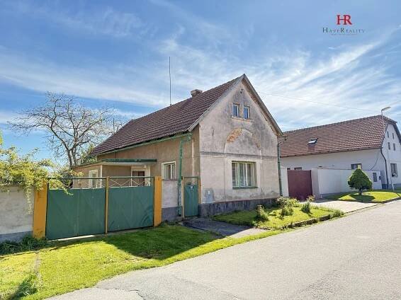 Prodej nemovitosti > Nabízíme RD 2+1/G, 70 m2, pozemek 1.111 m2, Třebovle, okr. Kolín 