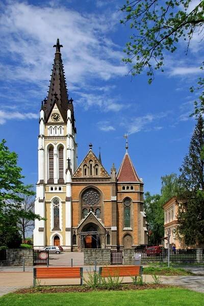 Kostel Božského Srdce Páně (Český Těšín) – Wikipedie