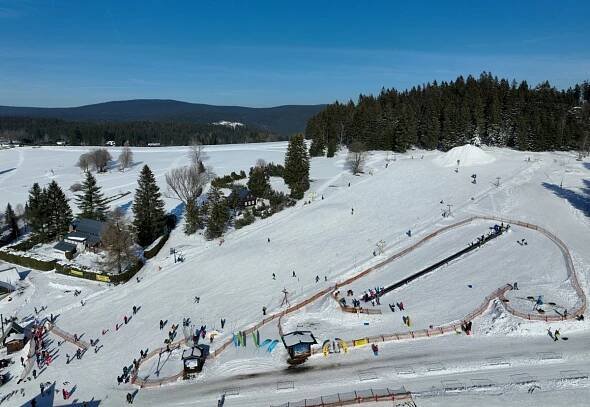 Skiaréna Jizerky – Tanvaldský… - Ski areál | Turistika.cz