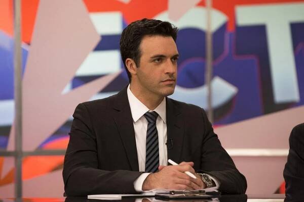 Viceprezident(ka) - Volební noc - Z filmu - Reid Scott