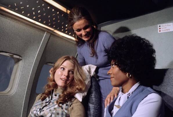 SKYJACKED, from left: Mariette Hartley, Yvette Mimieux, Leslie Uggams, 1972.