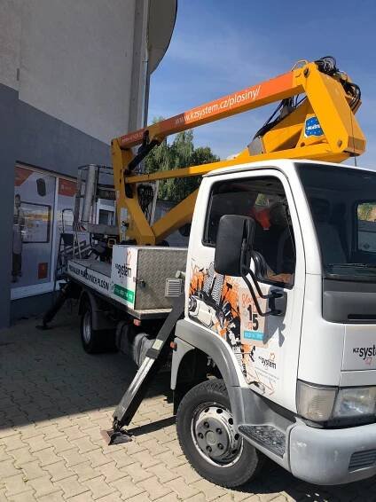 NISSAN Cabstar plošina 17m