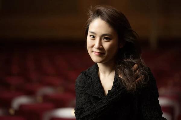 Han-Na Chang Conductor Official Website