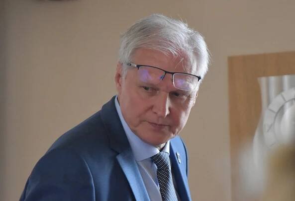 Neposlušné ANO v Chomutově. Primátor a radní nerezignují, navzdory výzvě shora