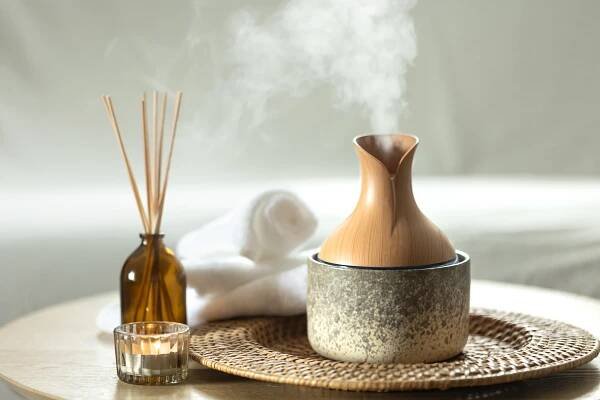 Aromaterapie pro zimní pohodu: jak využít esenciální oleje při nachlazení? - Její svět