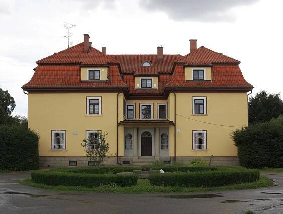 Cvrčovice (zámek) – Wikipedie