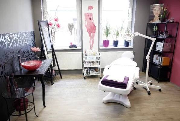 Attractive salon foto 2