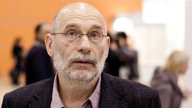 Moscow Court Arrests Writer Boris Akunin in Absentia - The Moscow Times