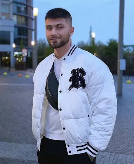 Datel se vysmívá zrušení insolvence. Na Instagramu urazil kluka, který ho nařkl z užívání steroidů
