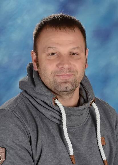 Kontakt - Peter-Ustinov-Schule Hude