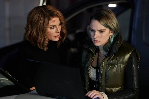 Kate Beckinsale, Romina Tonkovic - Canary Black - Z filmu