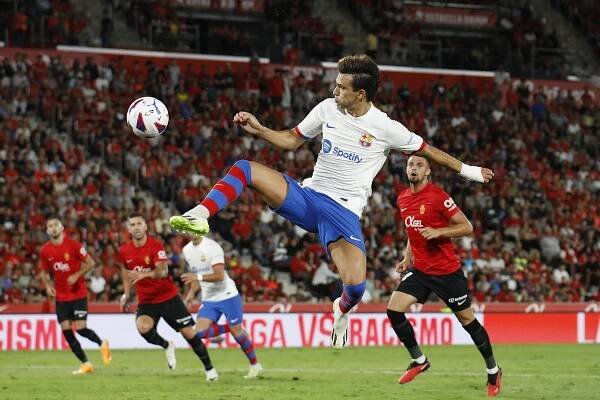Barcelona po remíze s Mallorcou může přijít o vedení ve španělské lize