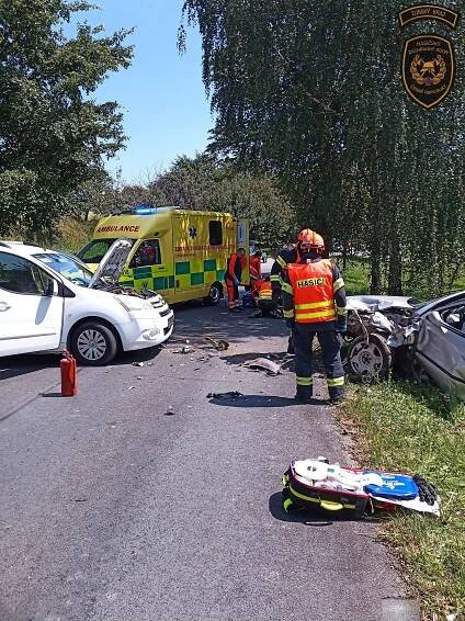 Nehoda na Kroměřížsku blokovala důležitou objížďku, tvořily se dlouhé kolony