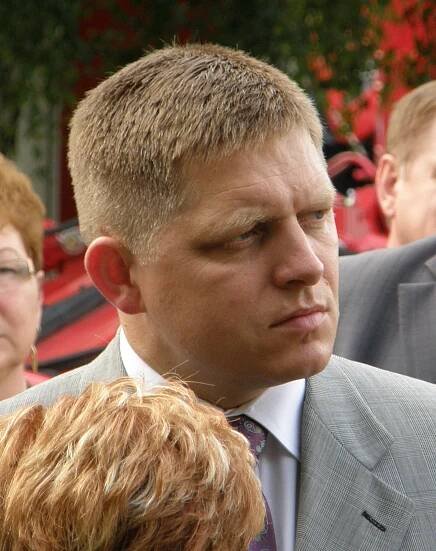 Soubor:Robert Fico (2008)a.jpg – Wikipedie