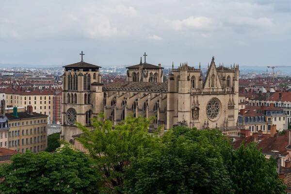 Lyon Skyline 8