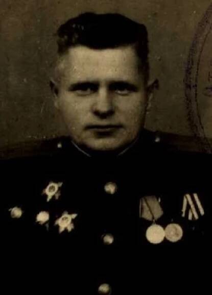 Ejsmont, Vladimir Geronimovič : E