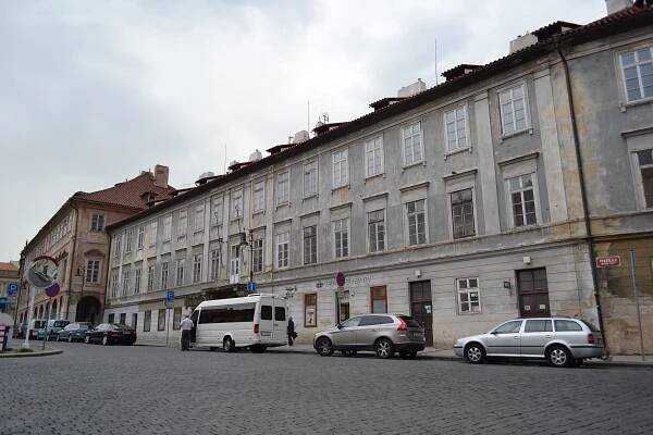 Soubor:Praha, Hradčany, Pohořelec - Šlikův palác.JPG