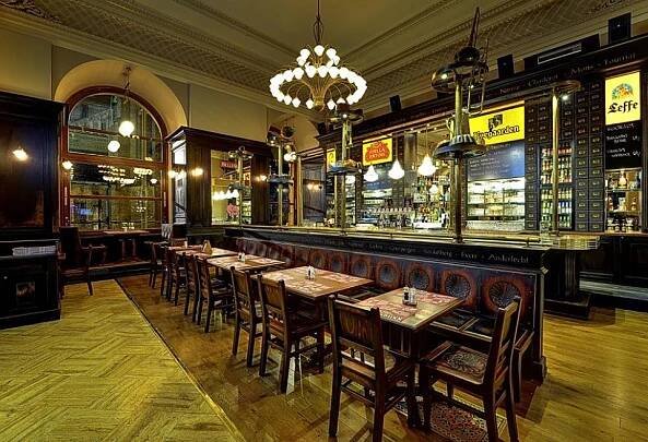 Restaurant Bruxx | Insidecor - Design jako životní styl