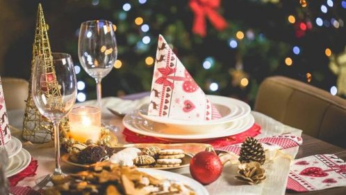 Vánoční dekorace na stůl – inspirujte se tím nejlepším
