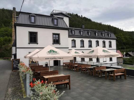 pivovar a restaurace Chalupník - Perštejn