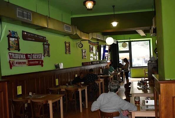 Tradiční prostějovská Restaurace Beseda nabízí obědové menu za 115 korun.