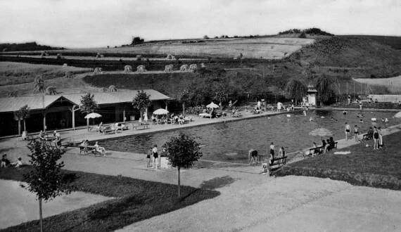 letovice-koupaliste-historie-2_galerie-980