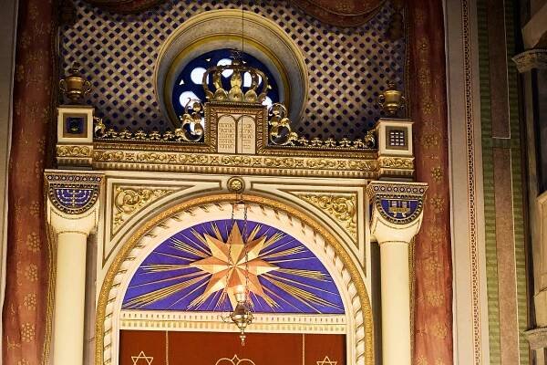 Ve Staré synagoze v Plzni uctili památku transportovaných židovských obyvatel