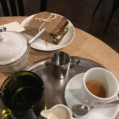 KAVÁRNA PRAŽÍRNA, Prague - Praha 2 - Restaurant Reviews, Photos & Phone Number - Tripadvisor