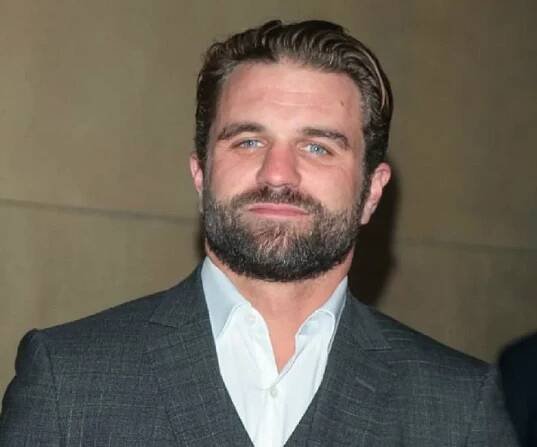 Milo Gibson, Bio, Early Life, Career, Net Worth, Professional, Relationship