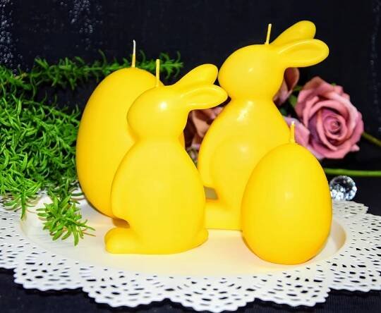 SVÍČKA VELIKONOČNÍ ZAJÍC 15 cm MATNÁ ŽLUTÁ za 86.00CZK - Allegro