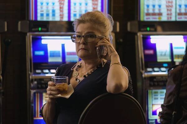 Kate Mulgrew - Zlodějíčci - Bat Out of Hell - Z filmu