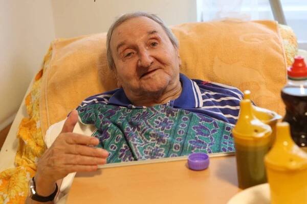 Zemřel Vlastimil Bedrna (†89): Známý hlas Homera Simpsona!