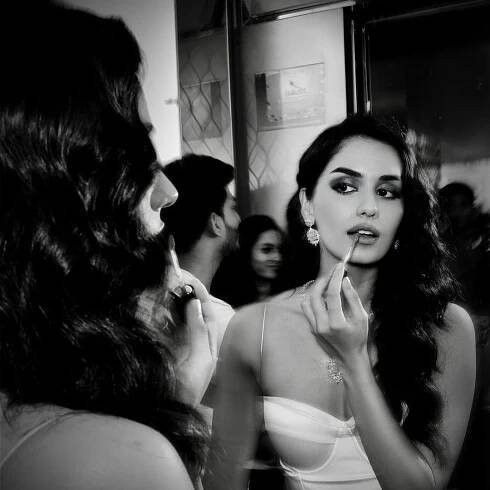 Manushi Chhillar and Disha Patani channel retro-glam in the best beauty looks of the week