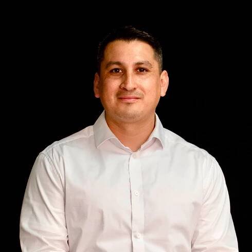 Carlos A. Hernández