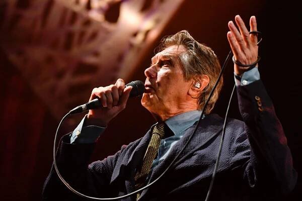 Bryan Ferry nepatří do starého železa, ve Foru Karlín připomněl hity Roxy Music
