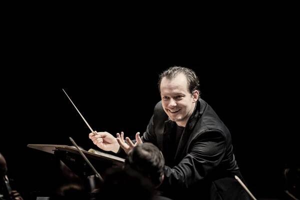 Andris Nelsons dirigiert Mahlers "Auferstehungssymphonie" (2018)