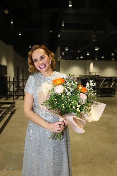 FOTO: Monika Absolonová byla samý úsměv. – stránka 84