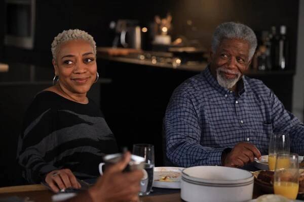 Karen Robinson, Lou Beatty Jr. - A Million Little Things - Listen - Z filmu