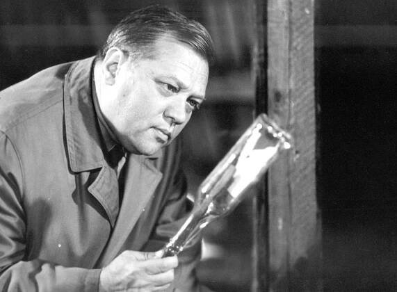 Rudolf Hrušínský. Role žil, u piva mlčel a z politiky odcházel roztrpčen