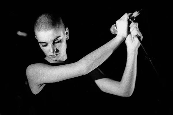 Sinéad O’Connor Mourned by Fellow Musicians, Fans