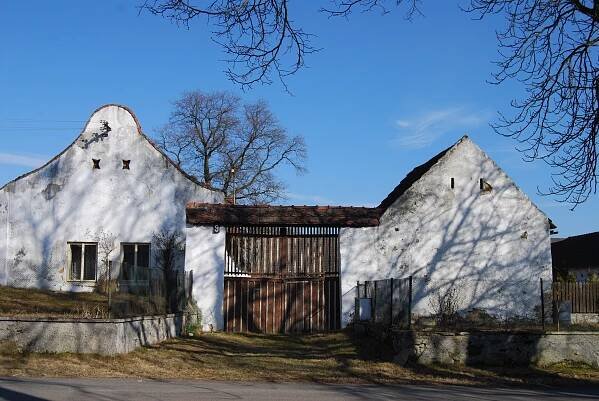 Soubor:Pamětice (Drhovle) (7).jpg