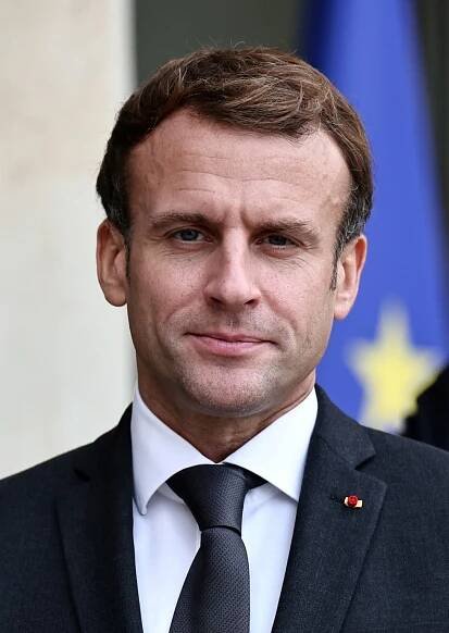 Socialistická Francie míří na krajní pravici? Macron čelí veteránce i „intelektuálnímu Trumpovi“