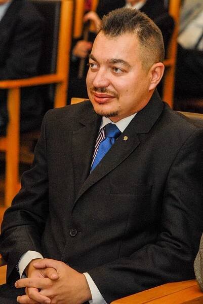 Cenu města Plzně získal vědec Jaroslav Hrabák, předány byly i plakety s pečetí : Plzeň - oficiální informační server města