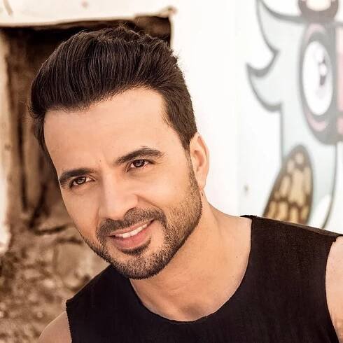 Luis Fonsi - THE HISTORY OF WORLD MUSIC