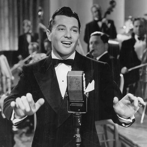 Tony Martin, Debonair Pop Baritone, Dies at 98 - The New York Times